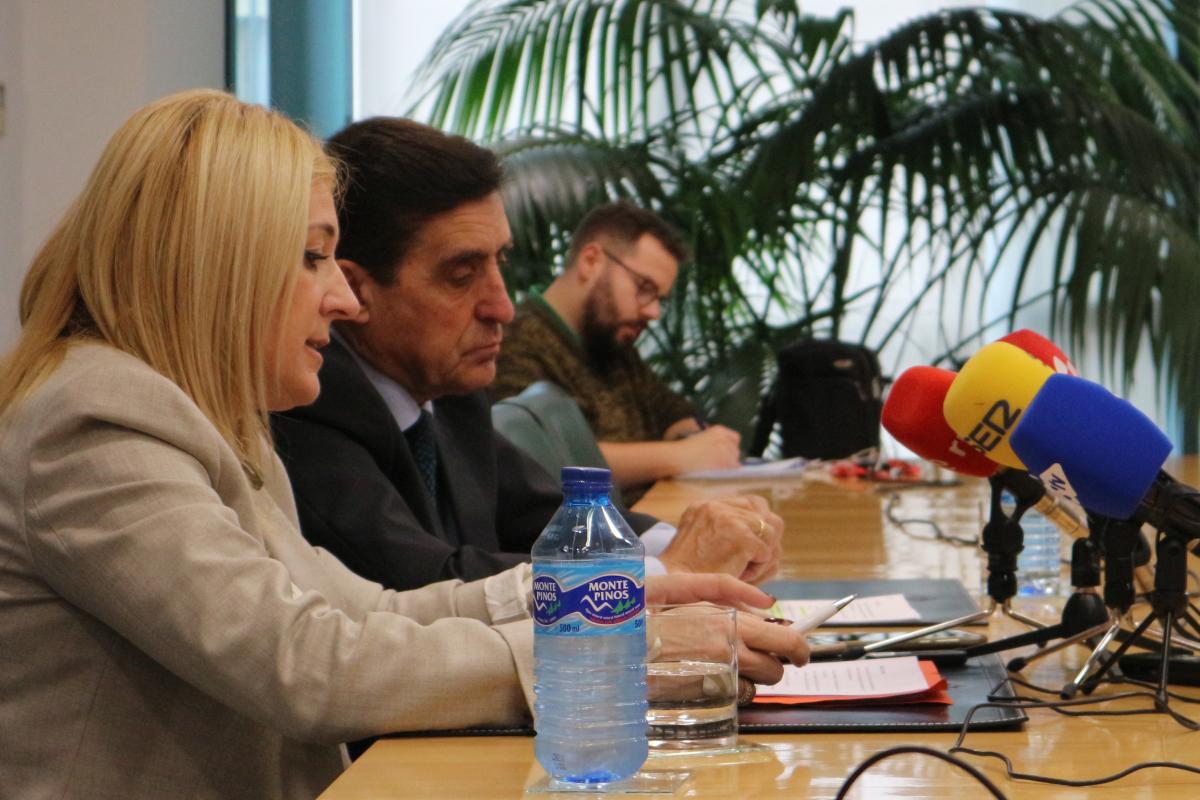 Presentacion de la catedra 2020 en la sala de juntas de la Caja Rural de Soria