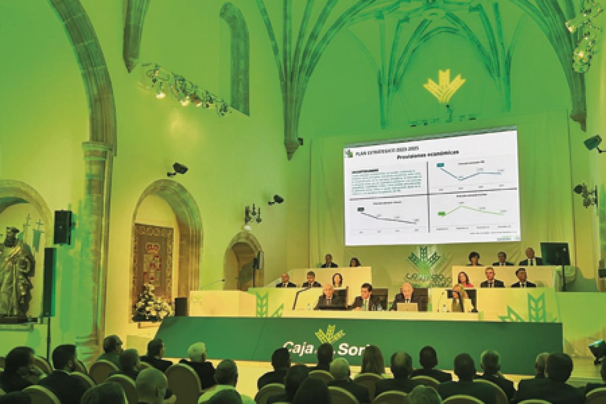 Foto de la Asamblea General de Socios de Caja Rural de Soria