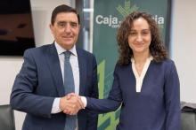 CAJA RURAL DE SORIA Y EL AYUNTAMIENTO DE ABEJAR RENUEVAN SU CONVENIO PARA APOYAR LA FERIA DE LA TRUFA